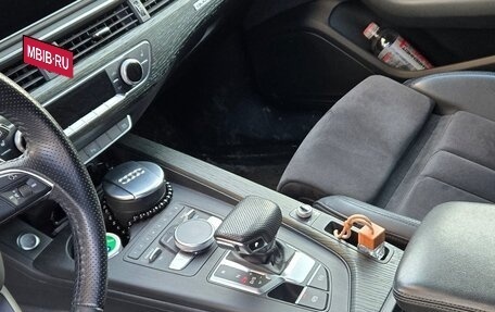 Audi A4, 2018 год, 2 499 999 рублей, 12 фотография