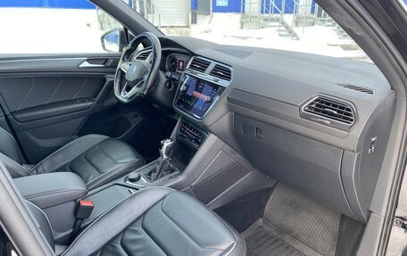 Volkswagen Tiguan II, 2021 год, 3 680 000 рублей, 13 фотография