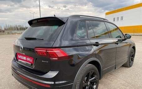 Volkswagen Tiguan II, 2021 год, 3 680 000 рублей, 5 фотография