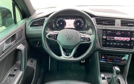 Volkswagen Tiguan II, 2021 год, 3 680 000 рублей, 19 фотография