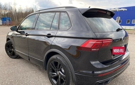 Volkswagen Tiguan II, 2021 год, 3 680 000 рублей, 37 фотография