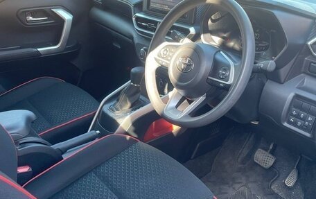 Toyota Raize I, 2022 год, 1 810 000 рублей, 12 фотография