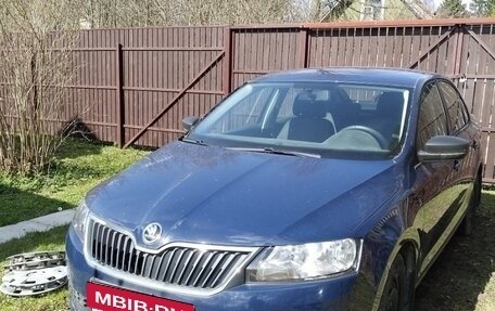 Skoda Rapid I, 2015 год, 990 000 рублей, 2 фотография