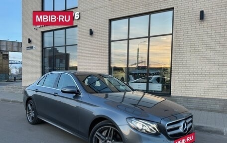 Mercedes-Benz E-Класс, 2018 год, 2 450 000 рублей, 5 фотография