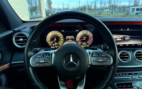 Mercedes-Benz E-Класс, 2018 год, 2 450 000 рублей, 28 фотография