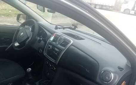 Renault Sandero II рестайлинг, 2017 год, 920 000 рублей, 6 фотография