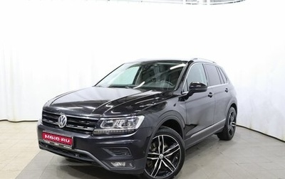 Volkswagen Tiguan II, 2018 год, 2 229 000 рублей, 1 фотография