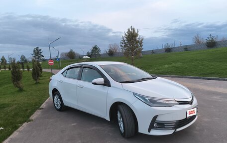 Toyota Corolla, 2017 год, 1 350 000 рублей, 3 фотография