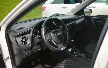 Toyota Corolla, 2017 год, 1 350 000 рублей, 6 фотография