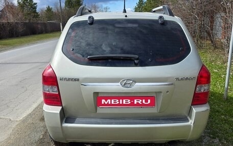 Hyundai Tucson III, 2007 год, 630 000 рублей, 3 фотография