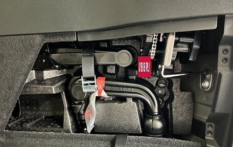 Mercedes-Benz V-Класс, 2026 год, 14 600 000 рублей, 38 фотография