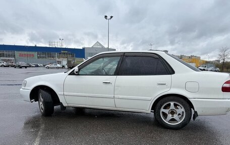 Toyota Corolla, 2000 год, 267 000 рублей, 2 фотография