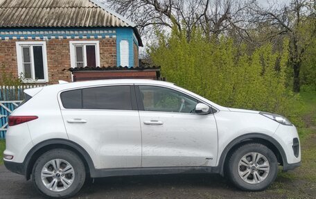 KIA Sportage IV рестайлинг, 2017 год, 1 700 000 рублей, 3 фотография