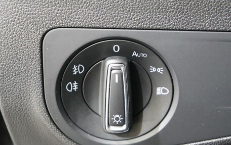 Volkswagen Tiguan II, 2018 год, 2 229 000 рублей, 12 фотография