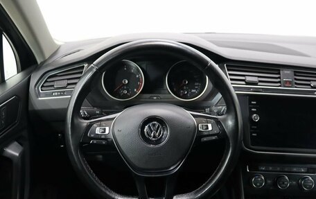 Volkswagen Tiguan II, 2018 год, 2 229 000 рублей, 14 фотография