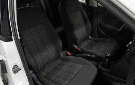 Volkswagen Polo VI (EU Market), 2017 год, 1 090 000 рублей, 16 фотография