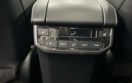 Toyota Highlander, 2025 год, 5 550 000 рублей, 20 фотография