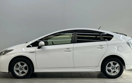 Toyota Prius, 2014 год, 1 295 000 рублей, 8 фотография
