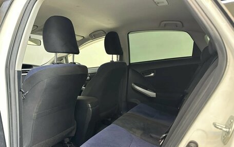 Toyota Prius, 2014 год, 1 295 000 рублей, 22 фотография