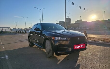 Jaguar F-Pace, 2016 год, 4 000 000 рублей, 2 фотография