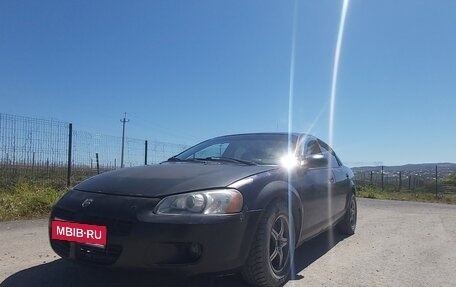 Dodge Stratus II, 2002 год, 300 000 рублей, 1 фотография