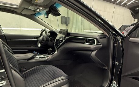 Toyota Camry, 2023 год, 3 590 000 рублей, 9 фотография