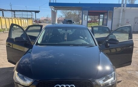 Audi A4, 2015 год, 1 780 000 рублей, 2 фотография