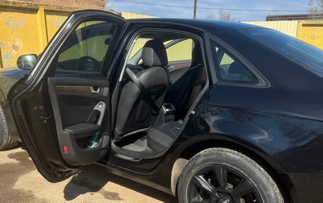 Audi A4, 2015 год, 1 780 000 рублей, 8 фотография