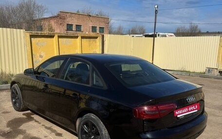 Audi A4, 2015 год, 1 780 000 рублей, 17 фотография