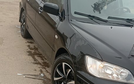 Mitsubishi Lancer IX, 2002 год, 230 000 рублей, 3 фотография