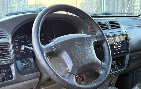 Nissan Patrol, 2000 год, 785 000 рублей, 16 фотография