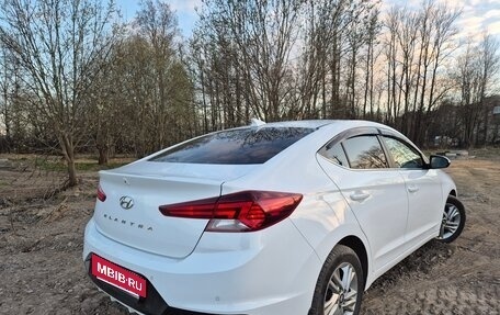 Hyundai Elantra VI рестайлинг, 2020 год, 1 580 000 рублей, 8 фотография