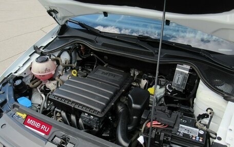 Volkswagen Polo VI (EU Market), 2019 год, 1 375 000 рублей, 19 фотография