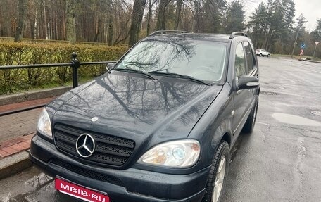 Mercedes-Benz M-Класс, 1998 год, 500 000 рублей, 1 фотография