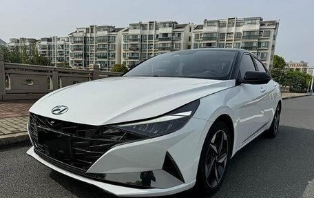Hyundai Elantra, 2021 год, 1 740 000 рублей, 1 фотография
