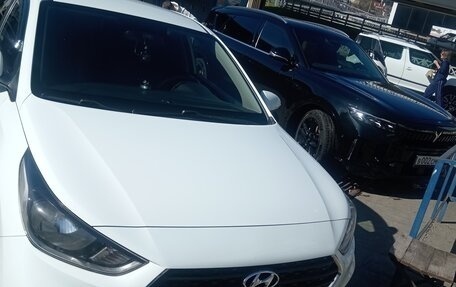 Hyundai Solaris II рестайлинг, 2020 год, 1 200 000 рублей, 1 фотография