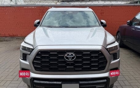 Toyota Sequoia, 2023 год, 13 000 000 рублей, 3 фотография