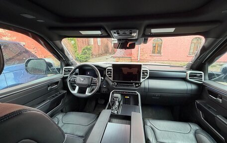 Toyota Sequoia, 2023 год, 13 000 000 рублей, 11 фотография