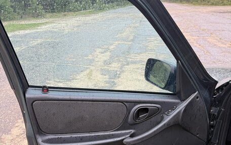 Chevrolet Niva I рестайлинг, 2018 год, 900 000 рублей, 3 фотография