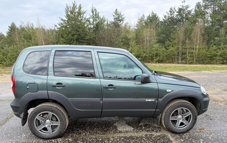 Chevrolet Niva I рестайлинг, 2018 год, 900 000 рублей, 10 фотография
