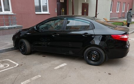 KIA Rio III рестайлинг, 2013 год, 685 000 рублей, 13 фотография