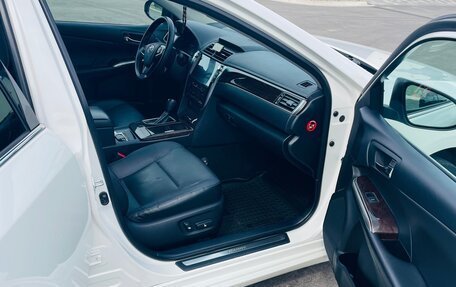 Toyota Camry, 2017 год, 2 500 000 рублей, 6 фотография