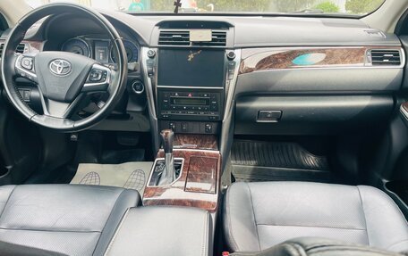 Toyota Camry, 2017 год, 2 500 000 рублей, 9 фотография