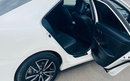 Toyota Camry, 2017 год, 2 500 000 рублей, 5 фотография