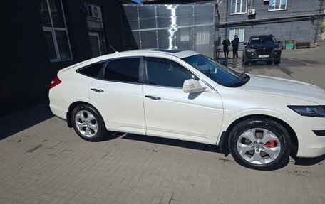 Honda Crosstour I рестайлинг, 2011 год, 1 500 000 рублей, 3 фотография