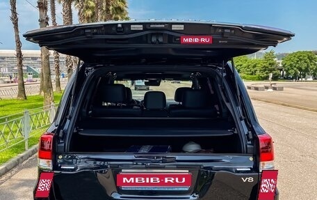 Toyota Land Cruiser 200, 2017 год, 6 500 000 рублей, 8 фотография