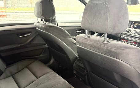 BMW 5 серия, 2015 год, 2 550 000 рублей, 30 фотография