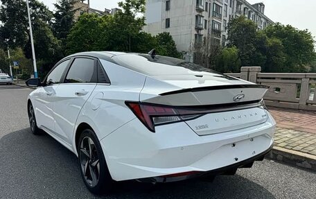 Hyundai Elantra, 2021 год, 1 740 000 рублей, 6 фотография