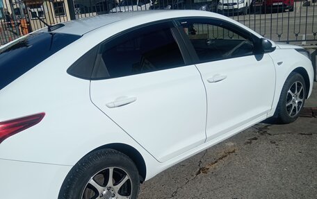 Hyundai Solaris II рестайлинг, 2020 год, 1 200 000 рублей, 2 фотография