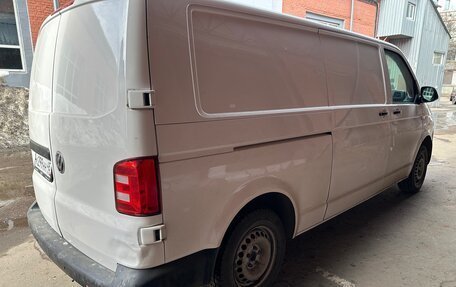 Volkswagen Transporter T6 рестайлинг, 2019 год, 1 600 000 рублей, 2 фотография